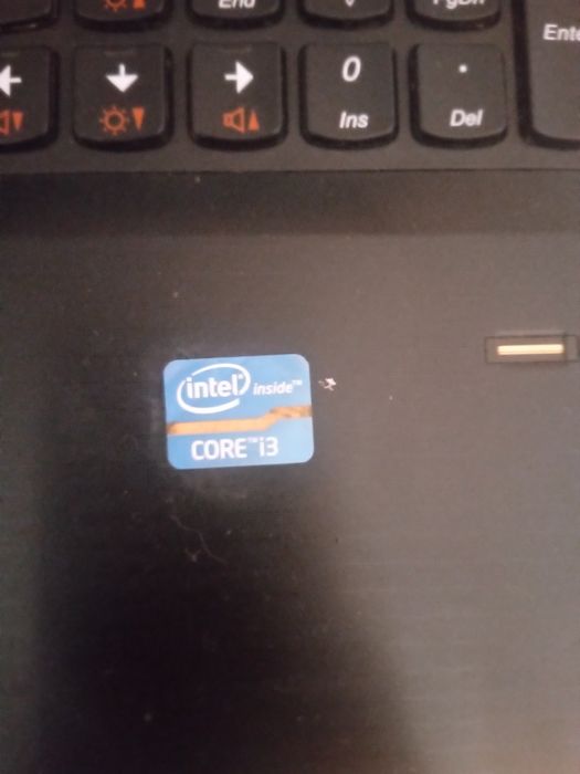 Noutbuk Lenevo core i3