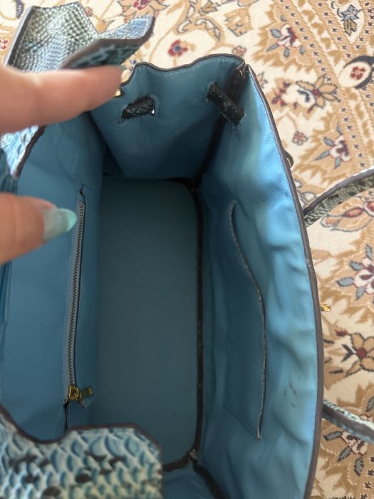 Продам стильную женскую сумку