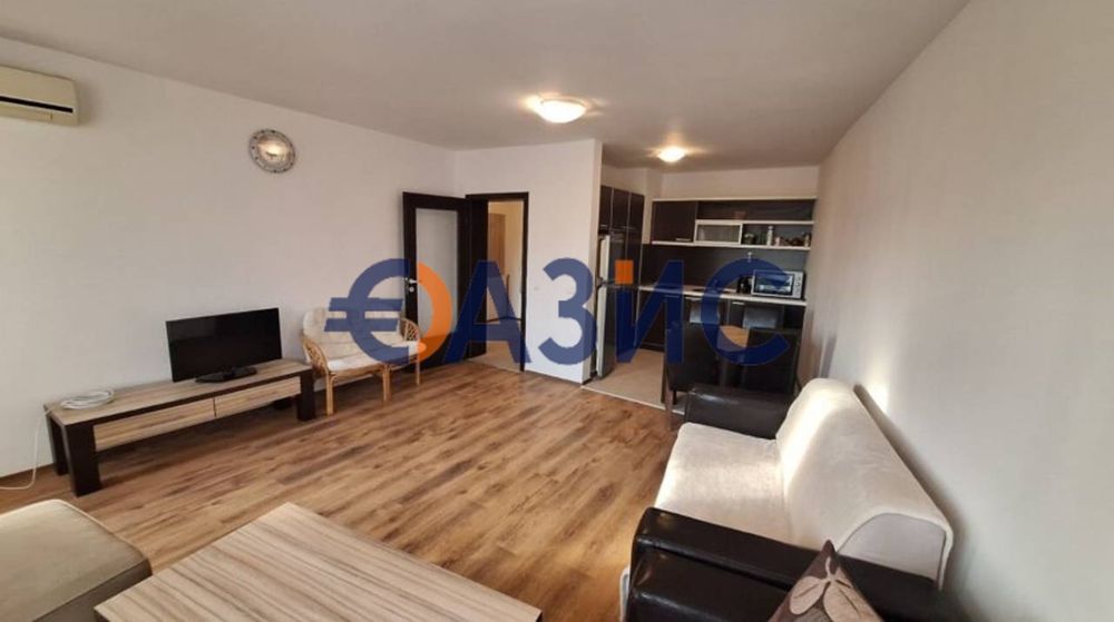 Продава се Двустаен апартамент в Свети Влас - 73 кв.м за 647 €/кв.м - Снимка #5