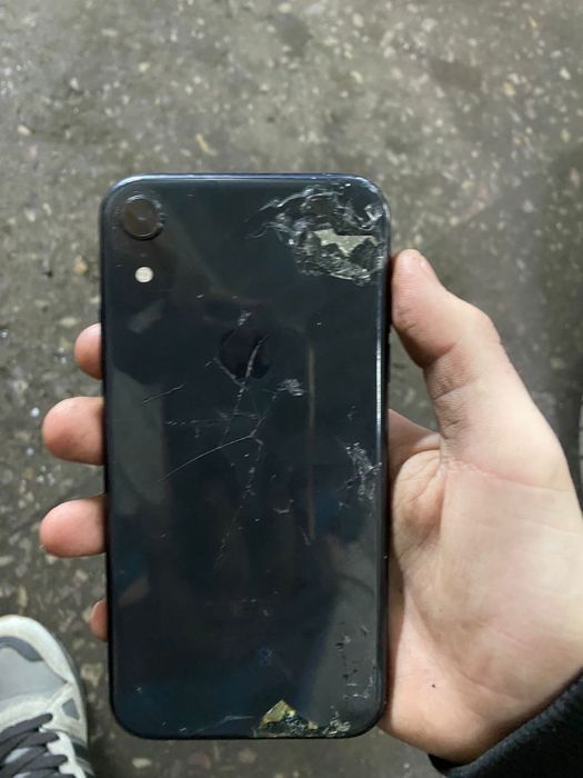 Продам айфон. Xr