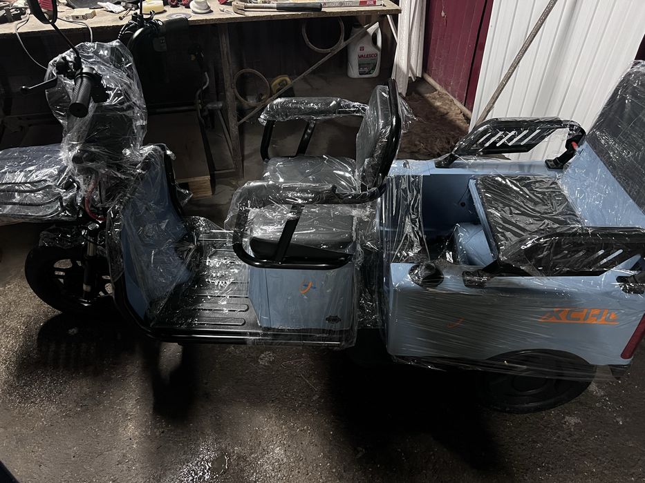 Продается трицыкл электро