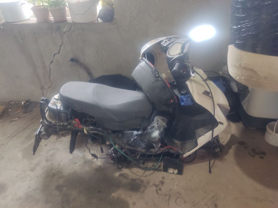 Мапед запчасти рама и пластик