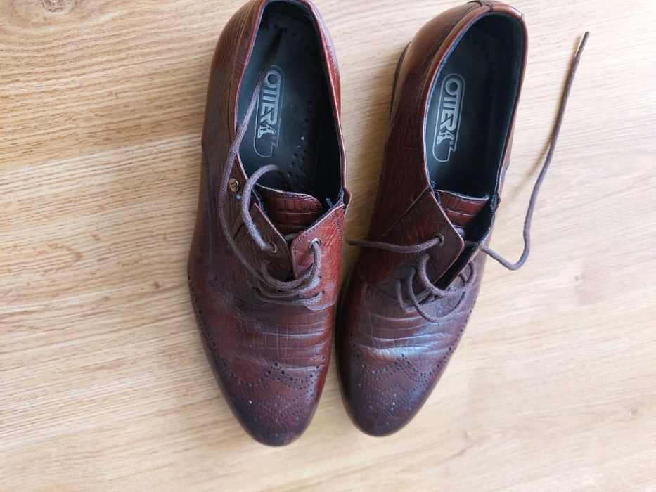 Pantofi maro de bărbați