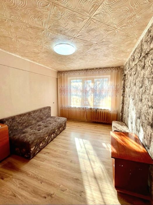 Двухкомнатная возле университета.