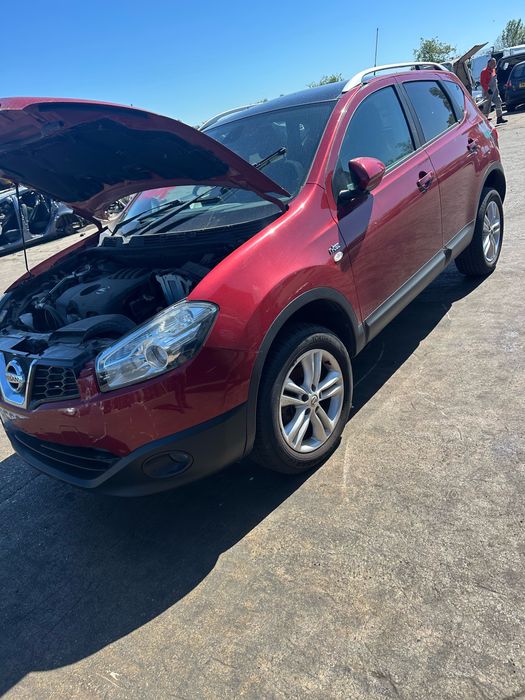 Dezmembrez Nissan Qashqai 1.5 dci