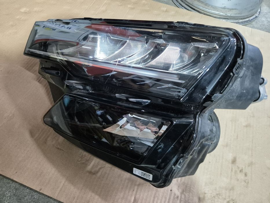 Ляв фар за SKODA Karoq NU7 57B941009 Шкода Кароя