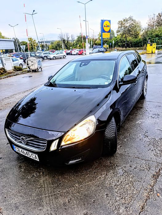 Volvo V60 2.0 D3 163 k.c.  - 5000 евро