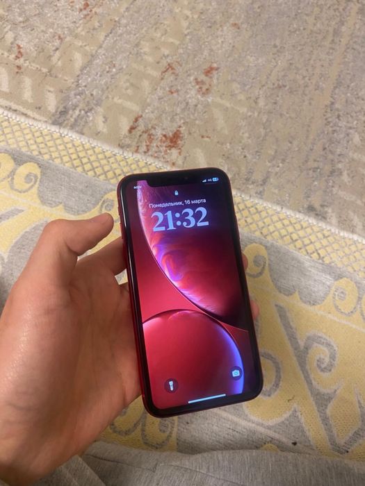 Айфон хр 128 ггг