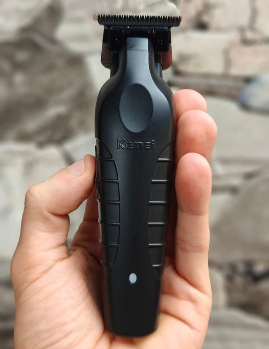 Trimmer Kemei 2299,0mm,profesionala de contur