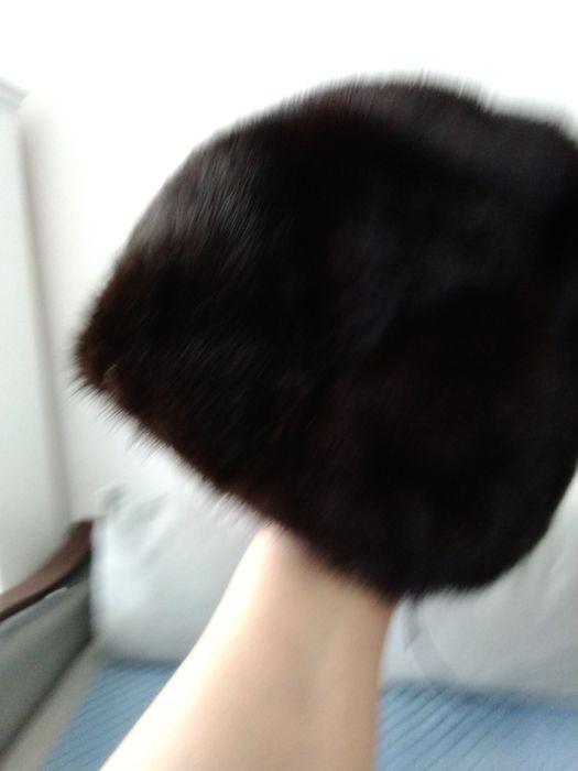 Продам шапку норковую