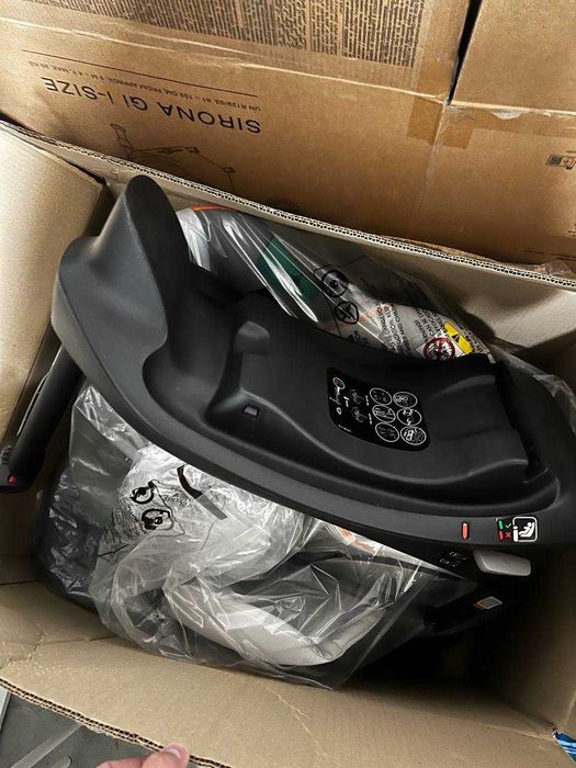 Продавам кош за новородено Cybex Cot S Lux – син цвят