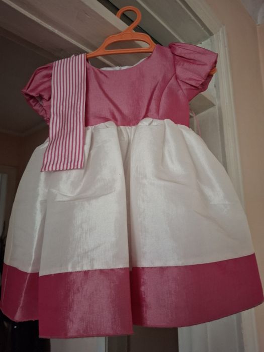 Продам платья детское
