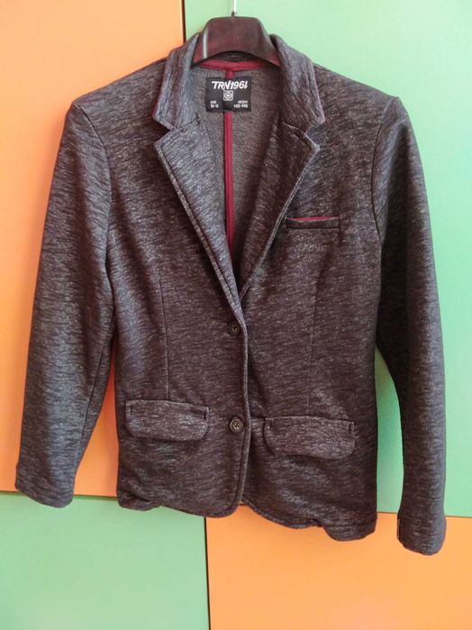 Блузки, сако, елек LC Waikiki, потник, бански, къси панталони 134/140