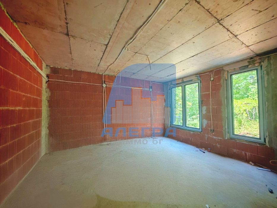 Продава се Тристаен апартамент в София, в.з. Киноцентъра - 127 кв.м за 2623 €/кв.м - Снимка #3