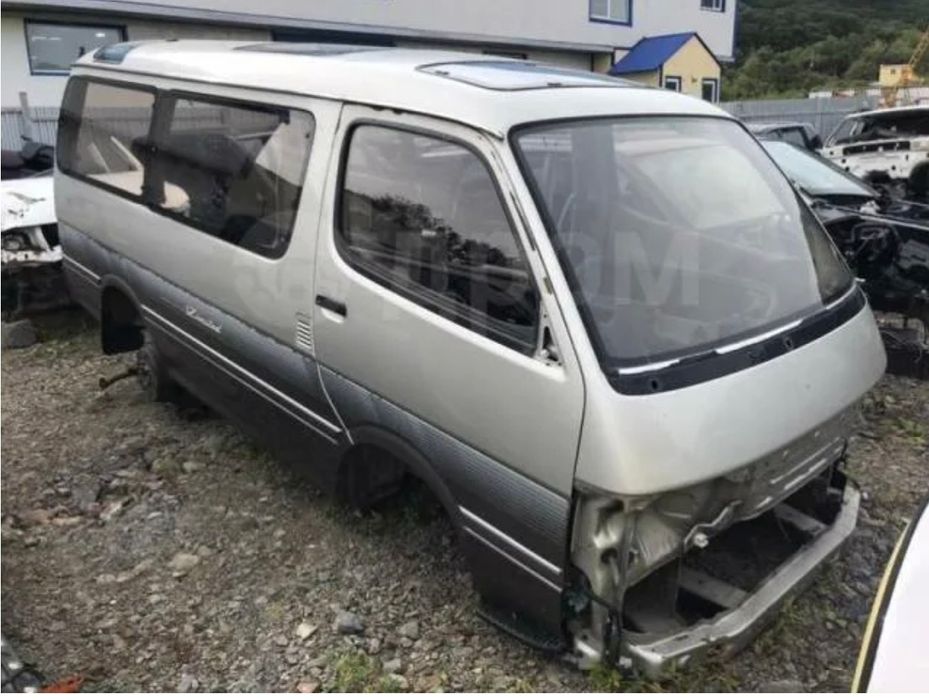 Авторазбор таета хайс