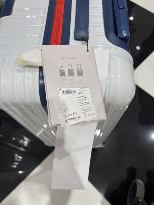 Чемодан новый Madame coco