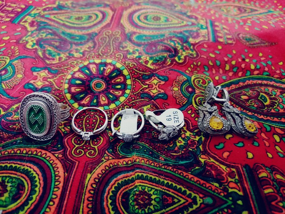 Продам новый серебренный набор