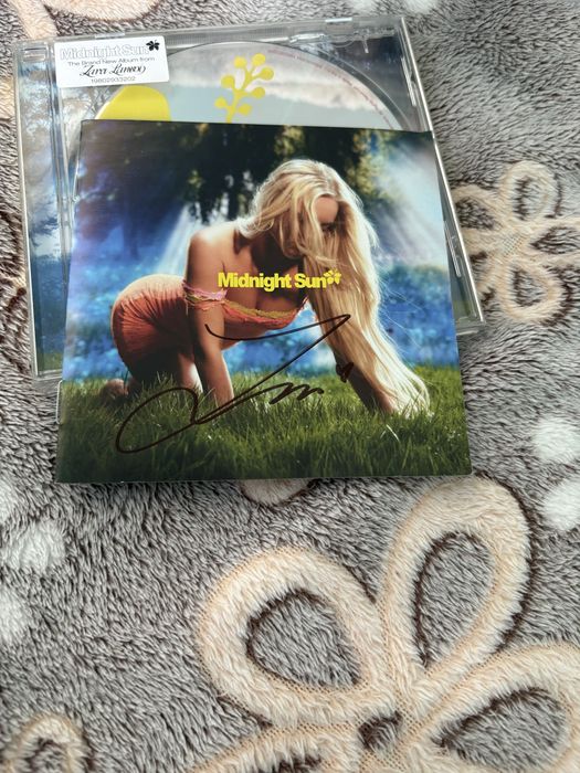 Zara Larsson – Midnight Sun signed cd