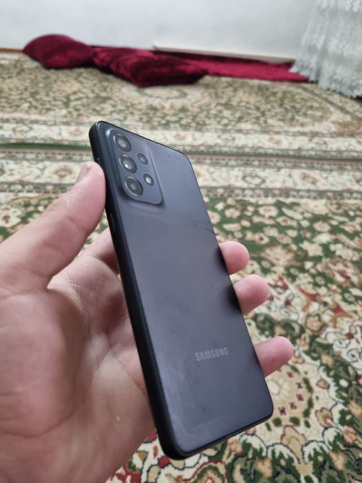 Продоются Самсунг А33