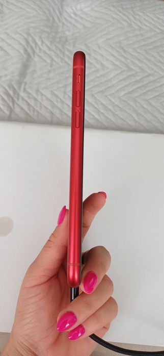 Iphone XR 64GB  Червен