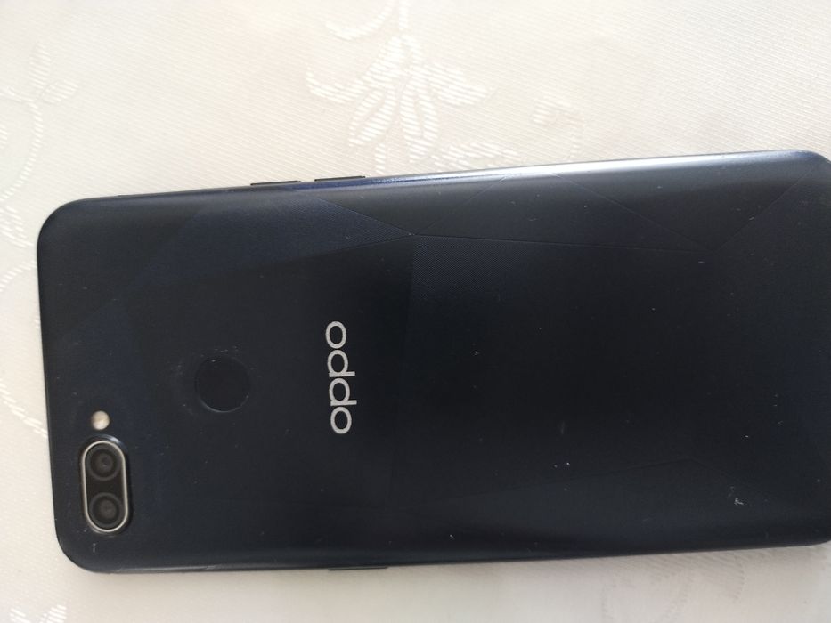 Продам Сот телефон орроа12