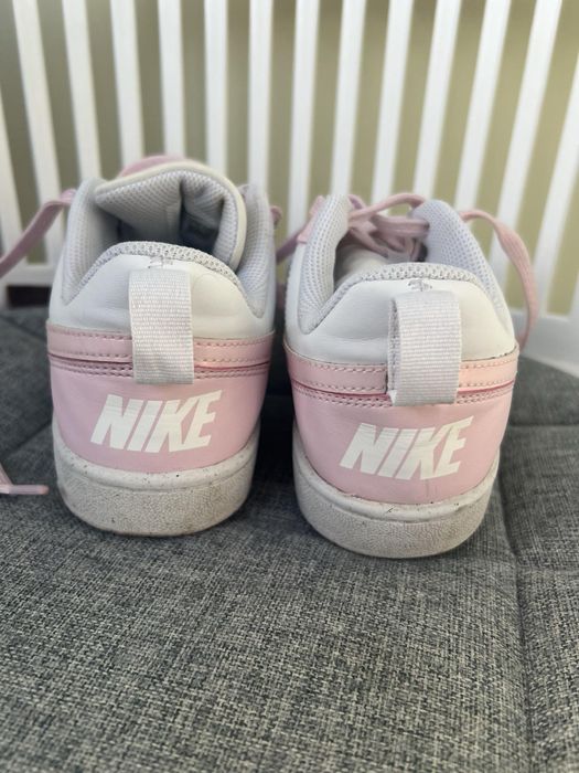 Маратонки Nike