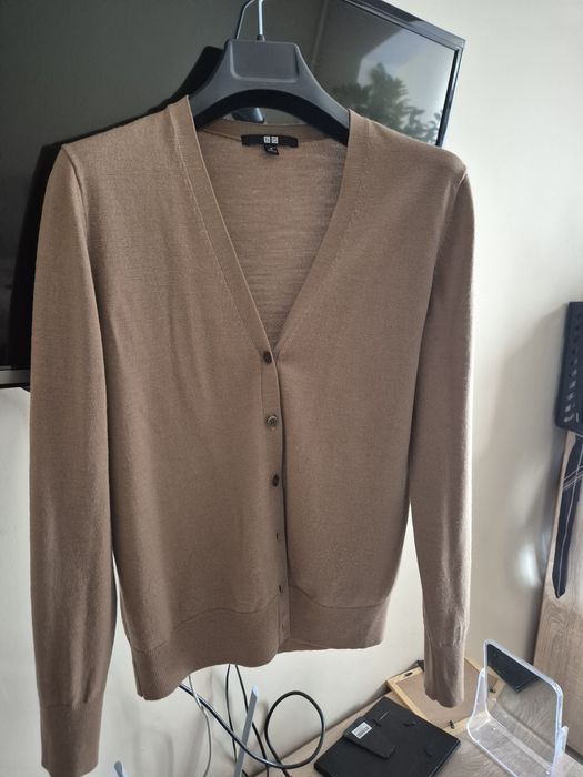 Свитер Lime, кардиганы Юникло из 100% шерсти