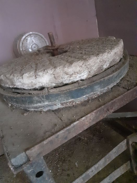 Moara pe pietre necesita motor electric