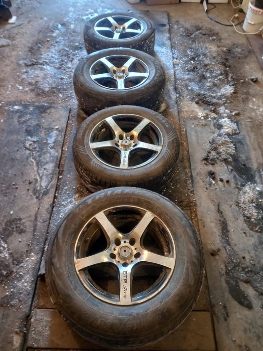 Продам диски на 16 стояли на рено дастер