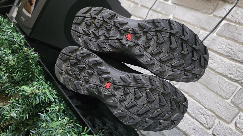 Оригинальные кроссы Salomon