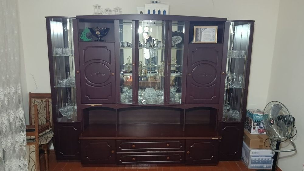 Продаётся стенка для гостиной