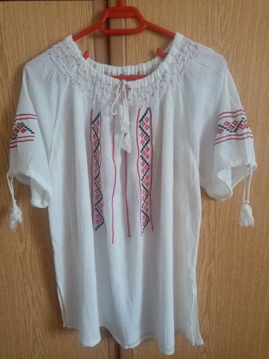 Ie noua dama cu motive traditional românești L-XL
