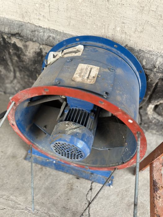 Производственный вентилятор