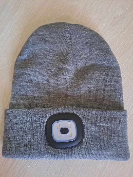 Шапка с фонариком