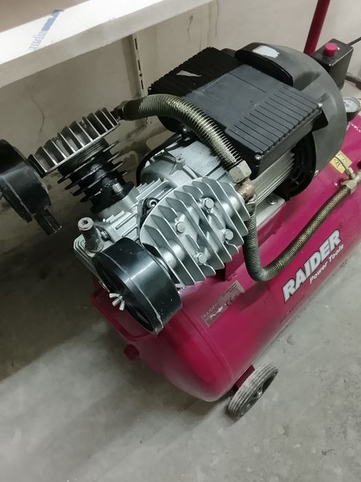 Компресор за въздух Райдер  100л.и 50л.л.