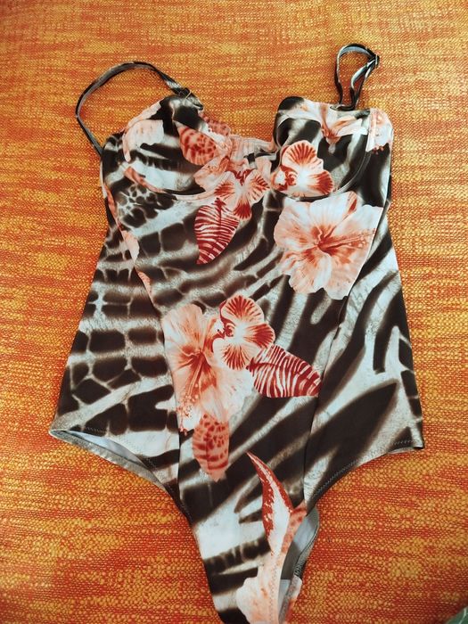 Купальники разные