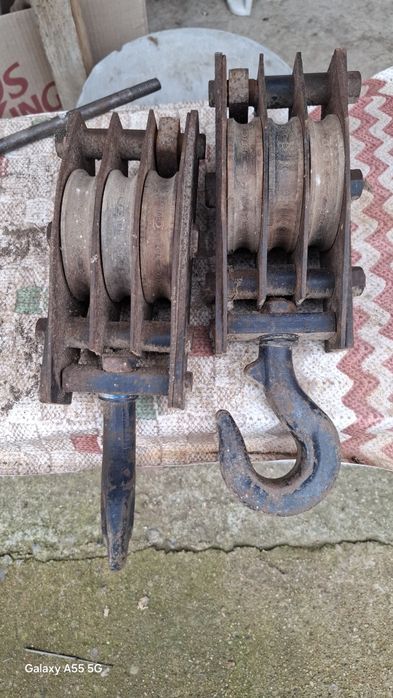 Куки за телфер 2бр