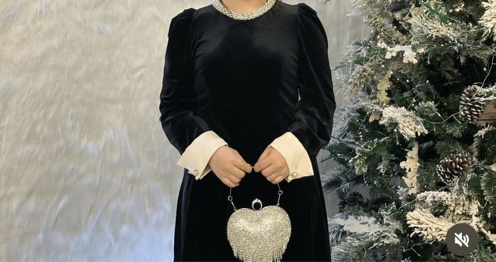 Платье вечернее черный