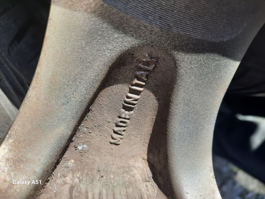 Ляти джанти с гуми за ТОЙОТА 4×100, 15цола