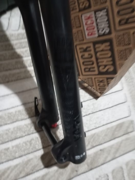 Вилка RockShox Yari RC FS B2 27.5" 160mm Offset 37mm boost 15x110