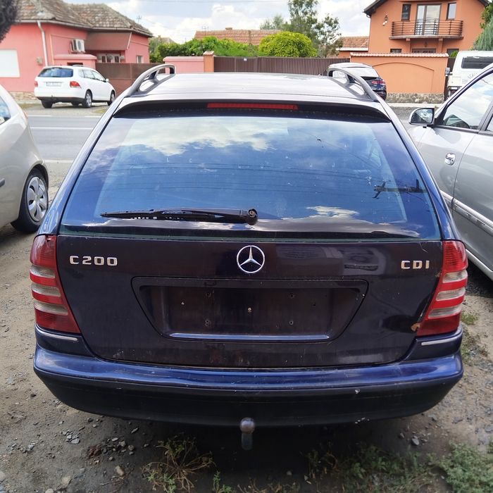 Carlig remorcare compler Mercedes C-Class w203 combi an 2001-2007