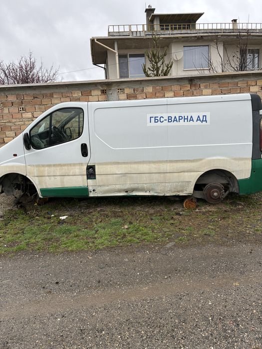 Opel Vivaro 1.9 tdi за ЧАСТИ