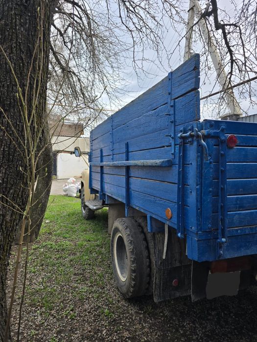 ГАЗ 52 1982 года выпуска.