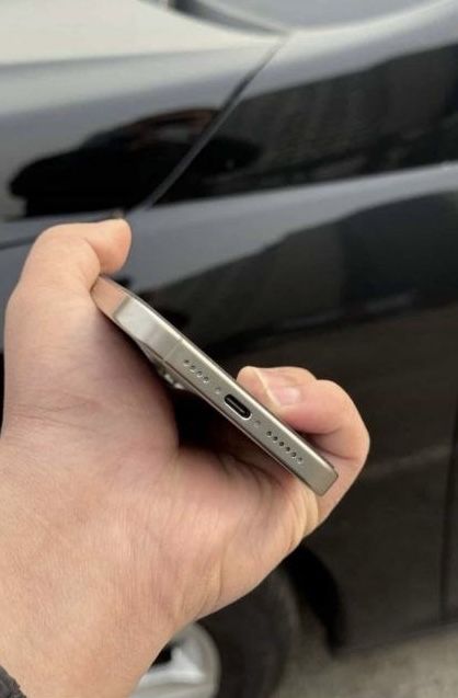 Iphone 15pro max 256gb