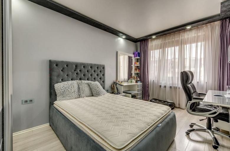 Дава се под наем Тристаен апартамент в София, Зона Б-5 - 90 кв.м за 1200 € - Снимка #4