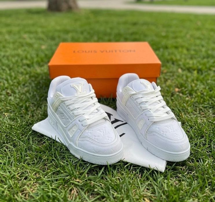 Adidasi LV Trainers Alb - Full Box Premium