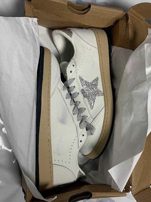 Кроссовки Golden Goose (38 размер)