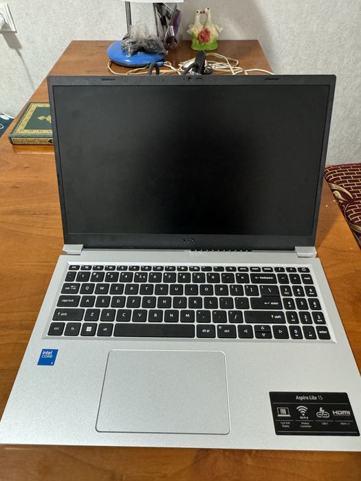 Acer notebook  8/512 gb