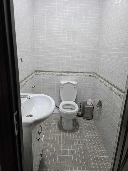 Срочно Сдаю пустой 3/1/5 кв на карасу-3