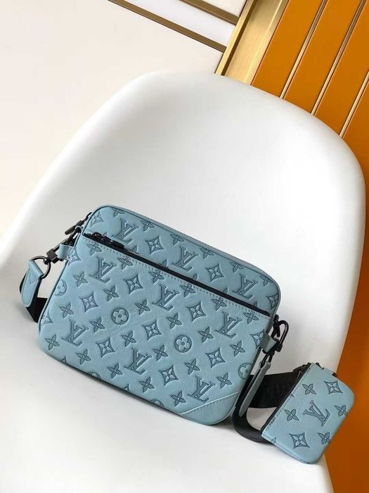 Louis Vuitton Trio Messenger
